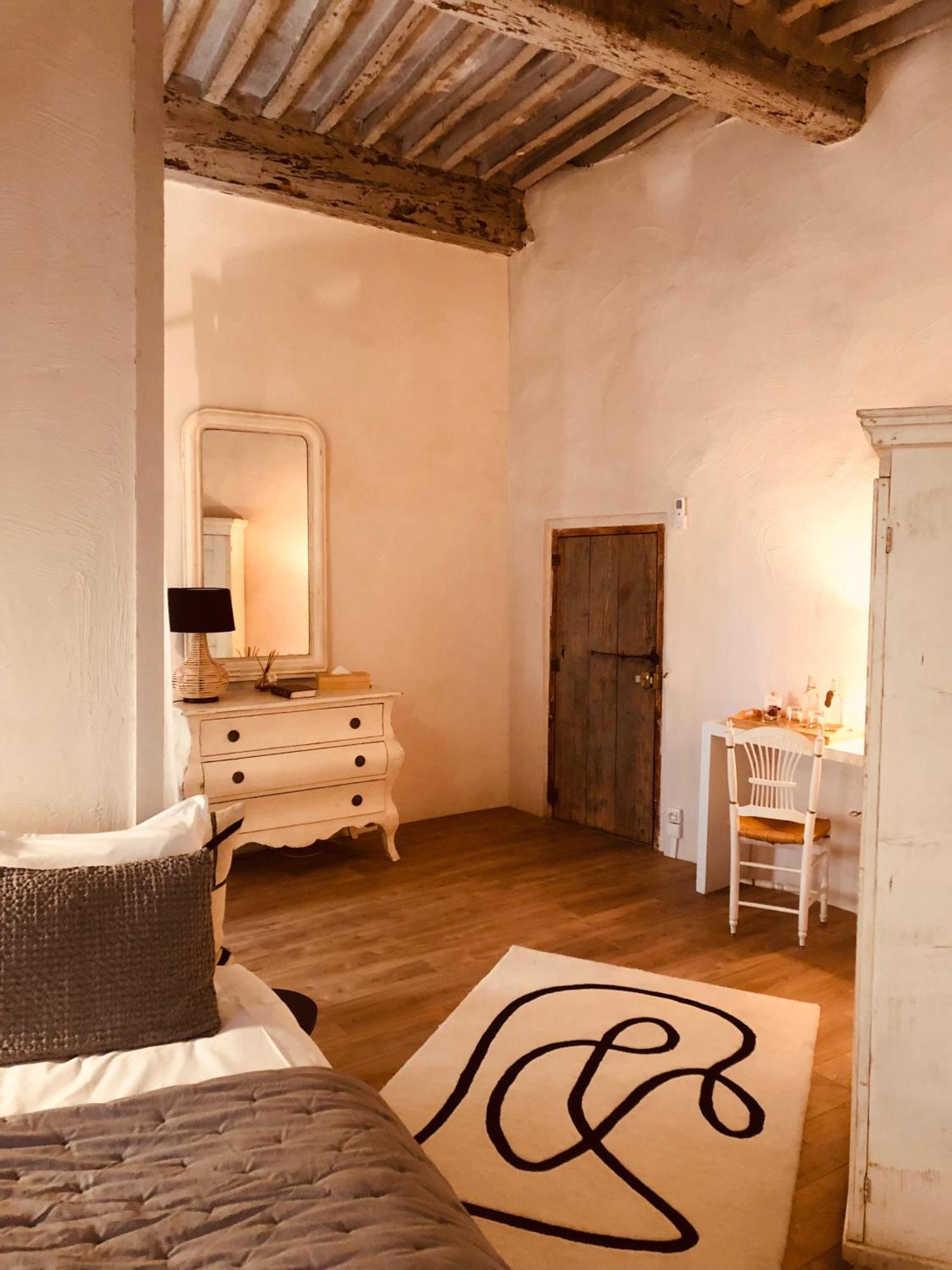 La Chapelle Sur La Sorgue Bed & Breakfast LʼIsle-sur-la-Sorgue Dış mekan fotoğraf